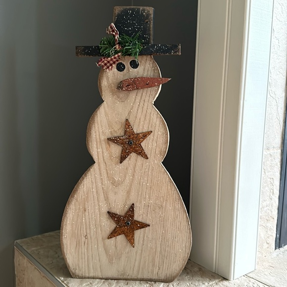 ⛄️Rustic Wooden Snowman - Picture 1 of 5